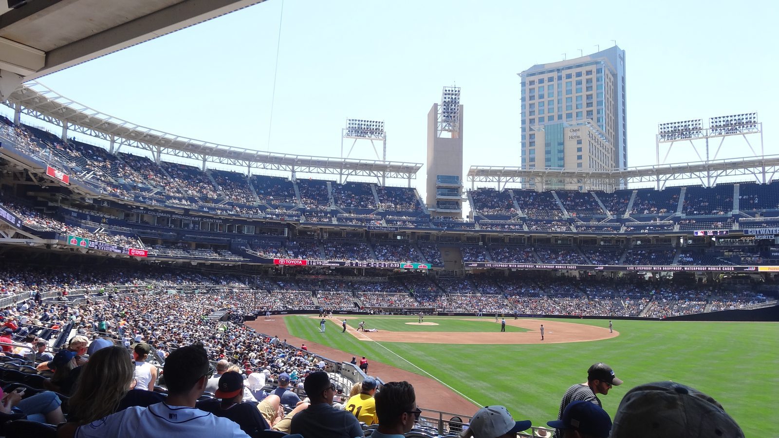 Padres' season ends at Petco: Brewers take Game 4, 3-1, and the series